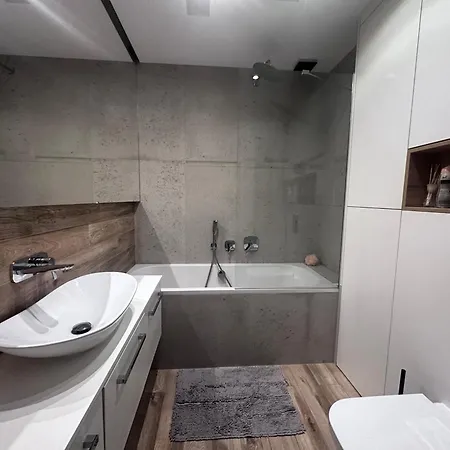 Wislany Apartmán Varšava